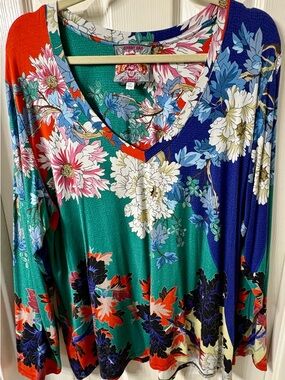JOHNNY WAS LONG SLEEVE BRIGHT FLORAL  V NECK SHIRT-sz XXL